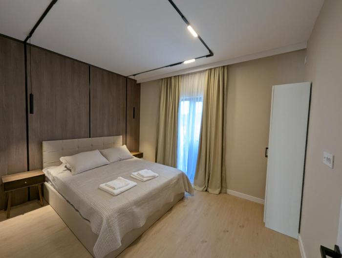 Zenith DM 3 Otopeni Airport Therme Two Bedrooms, One Bath, One Livingroom NO Kitchen