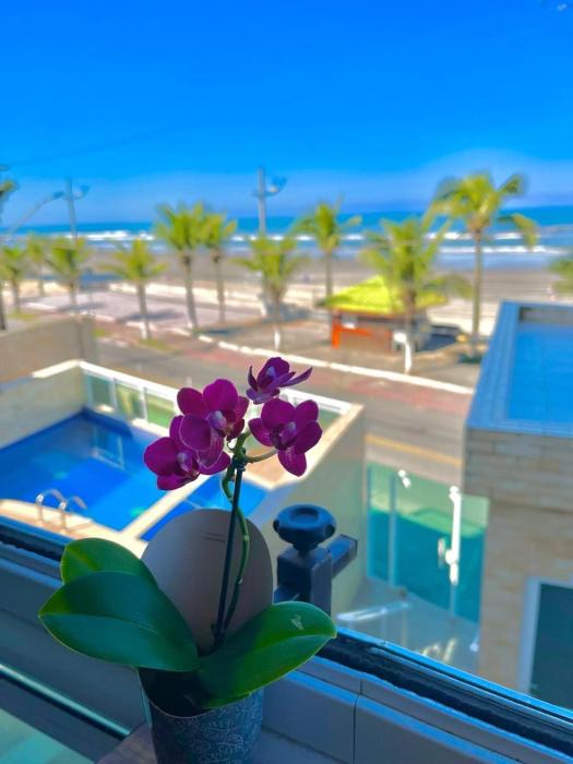 Apartamento Pé na Areia - Frente Mar - Varanda Gourmet