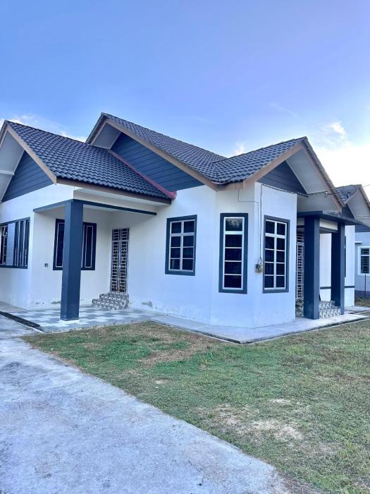 Adelia Homestay Kok Lanas