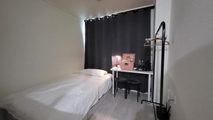 2호선 신촌역 도보3분 3-min walk from Sinchon Station Line2