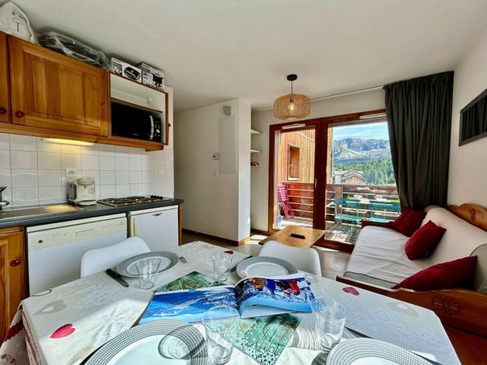 3 pièces 6 pers, proche piste, SuperDevoluy - FR-1-525-300