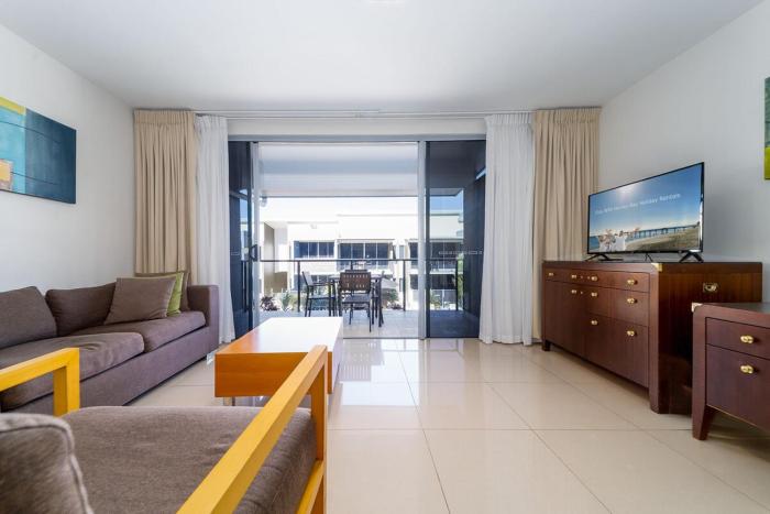 1-Bedroom Resort Apartment with Pool Views