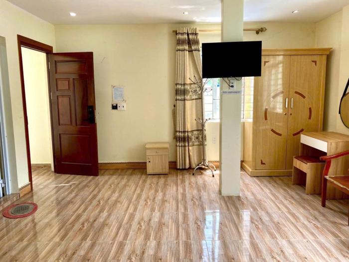 Văn Phượng Hostel