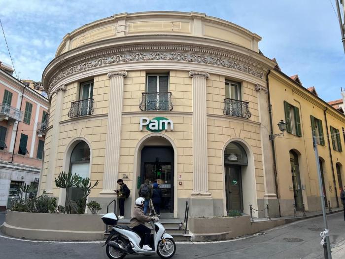 Ariston Luxury Apartment