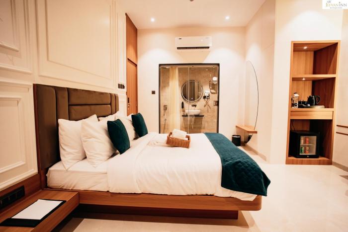 THE JEEVAN INN Newly Renovated