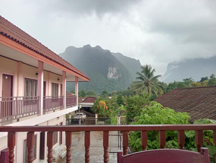 PT Homestay VangVieng