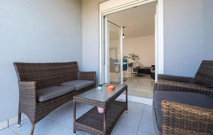 Gorgeous Apartment In Fazana With Wifi