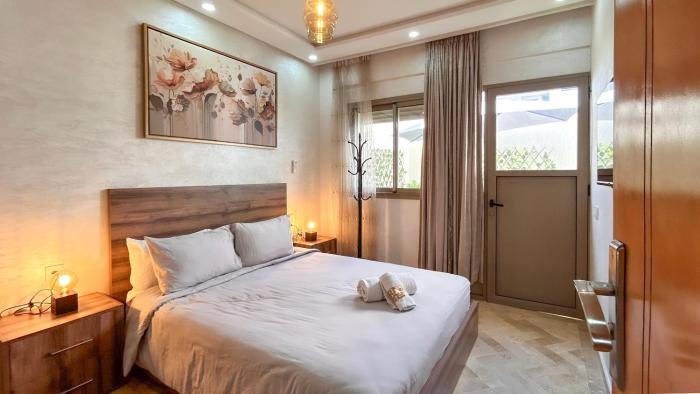 Haut Founty Luxury Spacious Apartment with beautiful Terrace near Beach