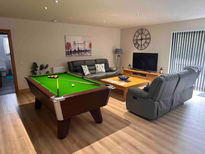 Woodlane 3bedroom7 seater hottub and a pool table