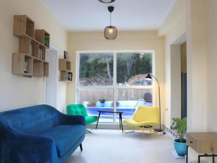 Four Bedroom Holiday Home with Pool