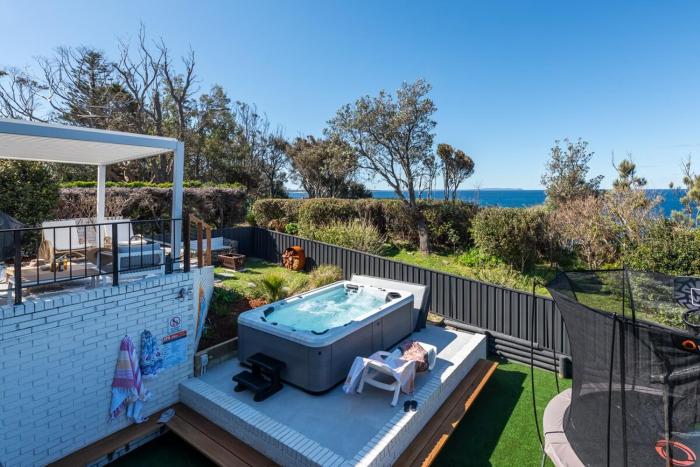 Myth On Mollymook Mountain - Bannister Pt - Spa & Games Room