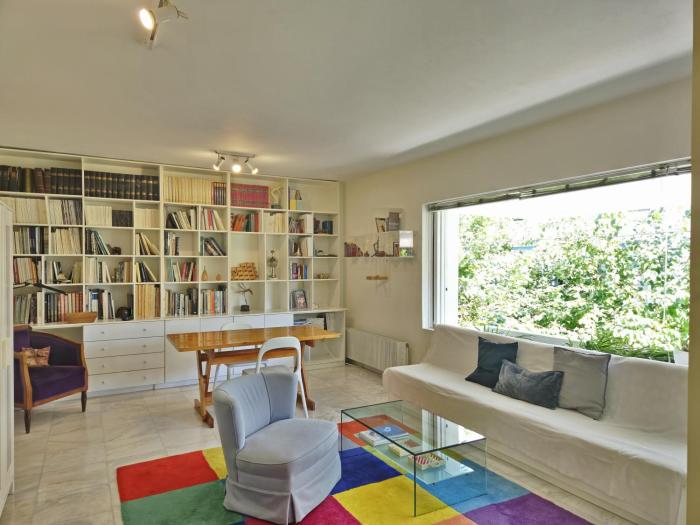 Acropolis Modern Artist Retreat