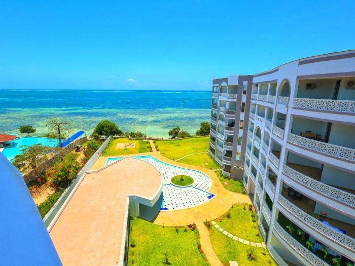 Nyali Luxurious Apartments and Suites, Baobab waves