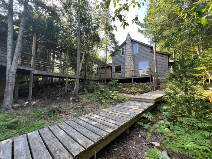 Boardwalk Pines at Tobermory