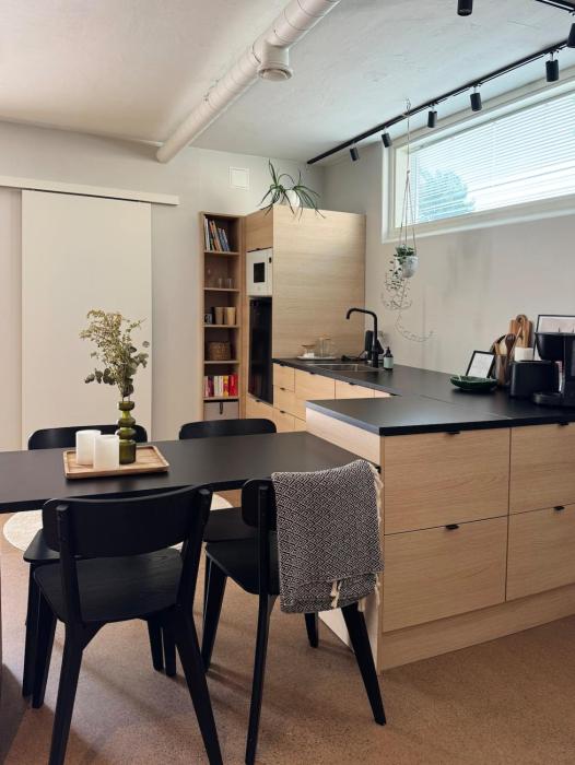 Unique, newly renovated studio