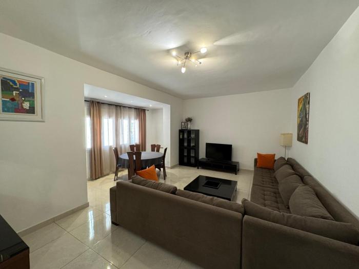 Charmant appartement pour famille uniquement en résidence à Oran Gambetta