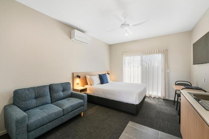 Avenue WEST Studio Units