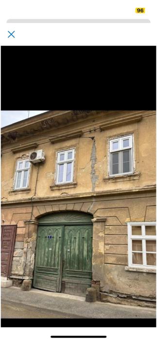 Sremski Karlovci center 4 bedrooms apartment