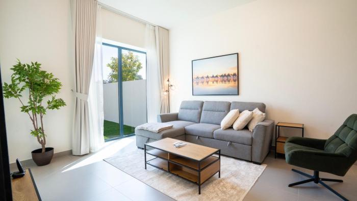 4BR Prestigious Villa Discounted parks tickets