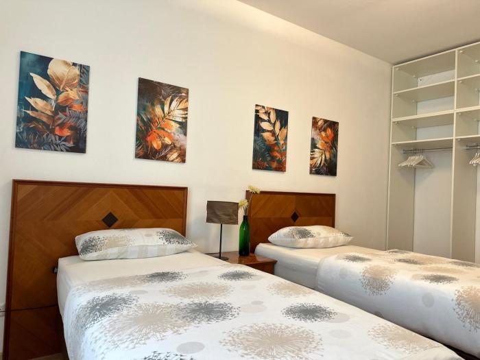 Neuwertige Komfortwohnung in schönem Altbau für max. 3 Personen