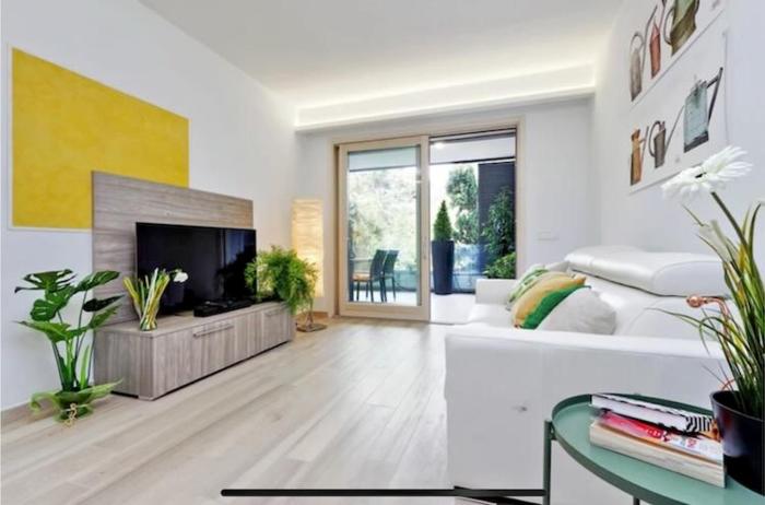 Rome Luxury Green Apartment