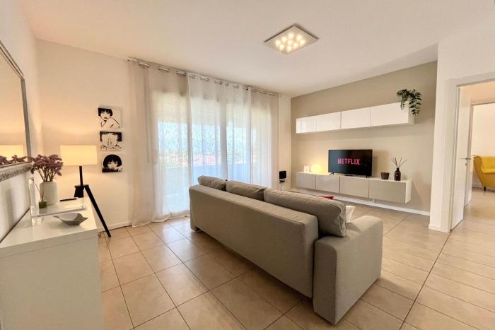 Trilocale con Terrazza tra Lecco, Milano e Como