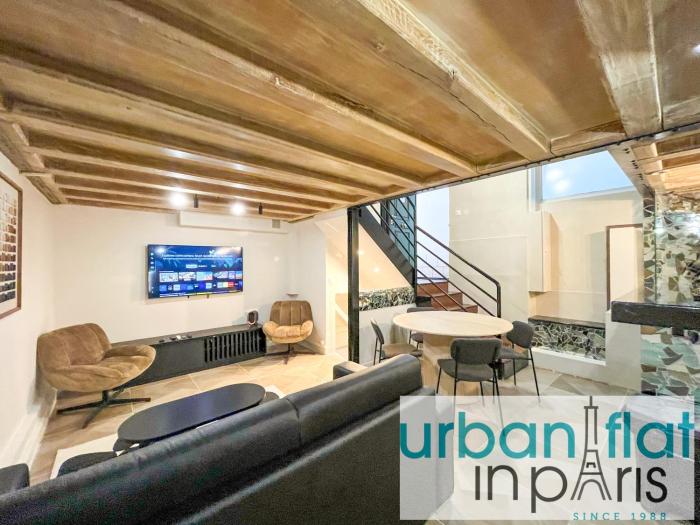 09 - Amazing Duplex on Champs-Elysees