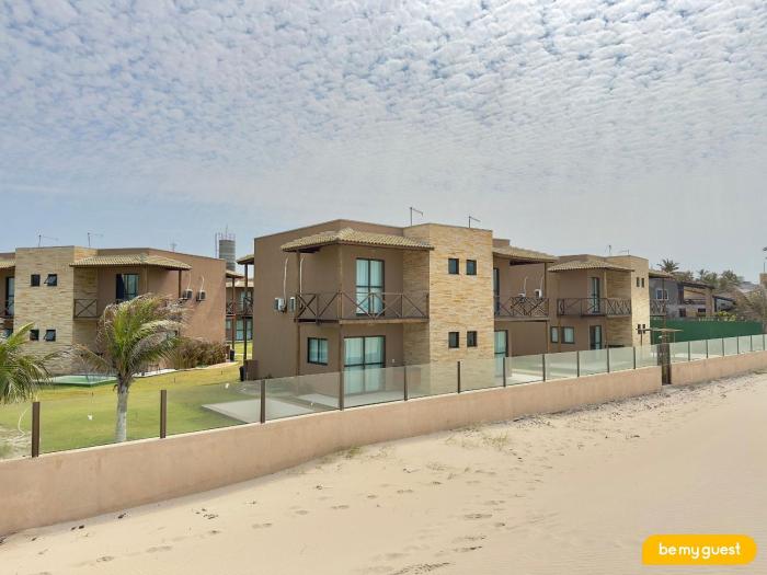 Beachfront Duplex B por Be My Guest