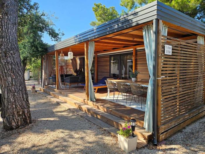 LAMA HOUSE, campsite Soline, Biograd na Moru