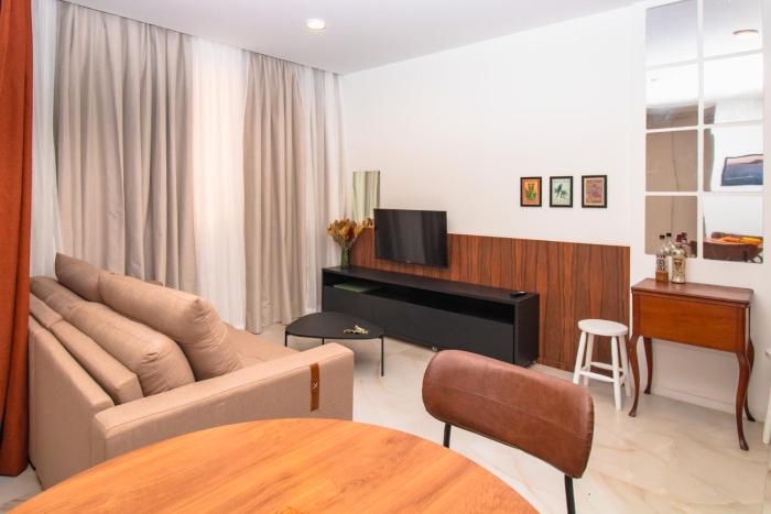 Studio Design com Piscina e Terraço no Centro