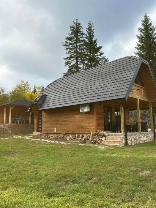 Brvnara Šapat Borova Tara