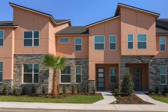 Private Heated Pool Near Disney