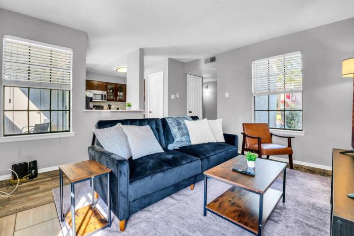 Modern Brand New Studio with Free Gym