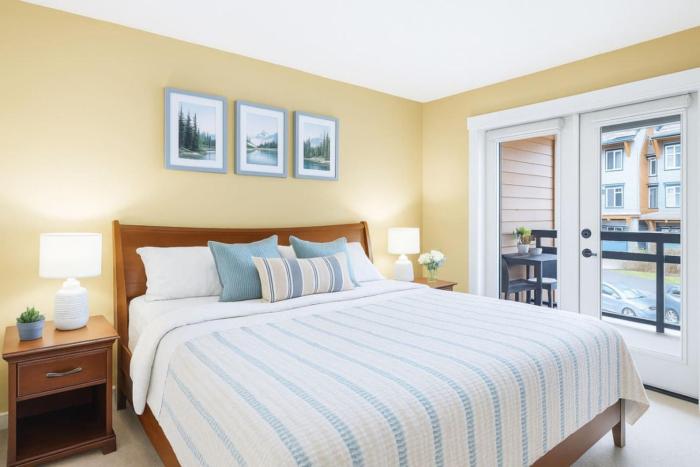Exciting Rockies 1BR Escape with Hot Tub, Pool and BBQ
