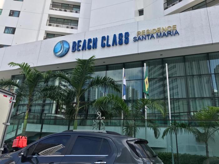 Elegant loft at Beach Class St Maria - Boa Viagem