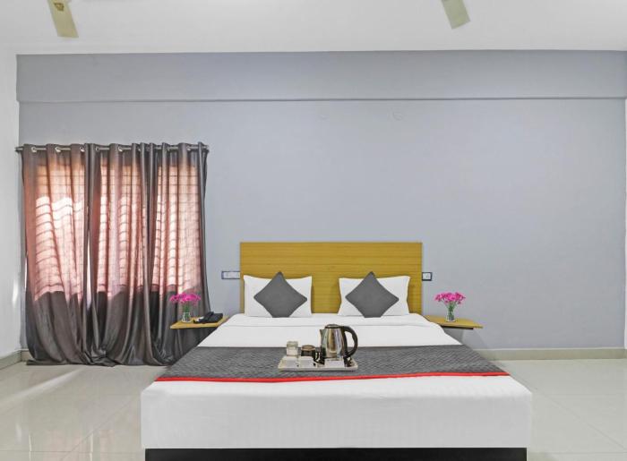 Townhouse Hotel White Orchid Inn