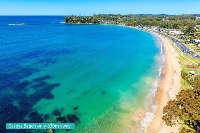 Blissful Batehaven Views managed by Batemans Bay Accom