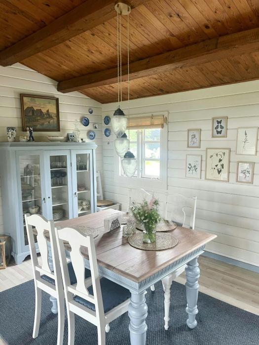 Log Cabin With Sea View At Bro Beach