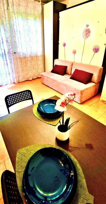 TT House Rho Fiera Milano Station