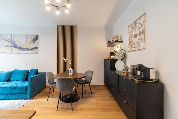 Cozy Terrace & Free Parking in the Heart of Riga