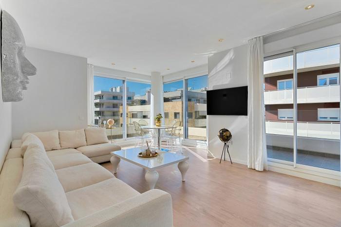 Modern apartment with rooftop pool Nueva Andalucía