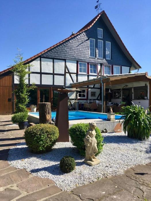 Leinetal-Refugium Pool I Sauna Kamin I Klavier