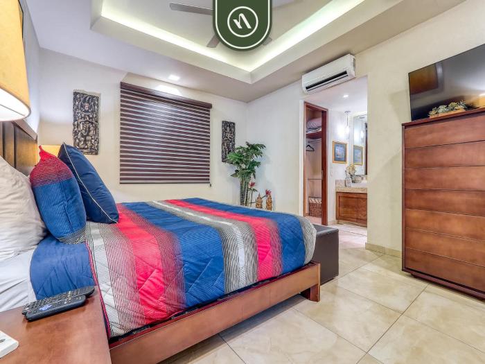 Amazing 1 BR Condo - Rooftop Pool - Bay View