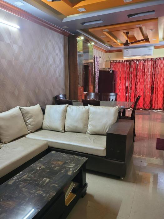 Modern 2 bedroom apartment in Tollygunge