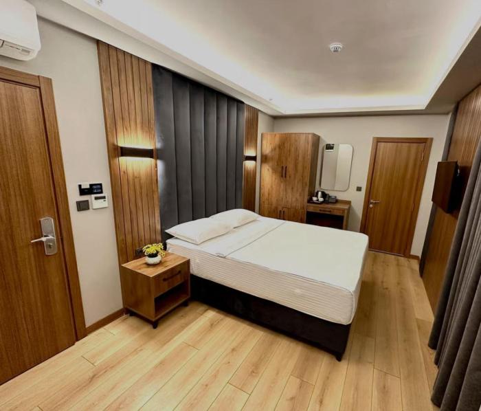 Hotel And free shuttle