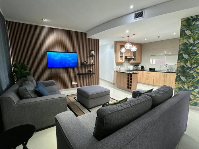 Accommodation Front - Phenomenal 3 Bedroom with Unique Canal Views