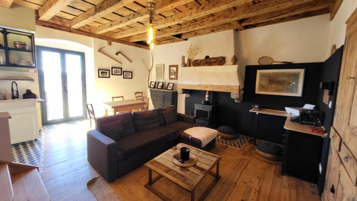 Mimi Fanguets House 1696