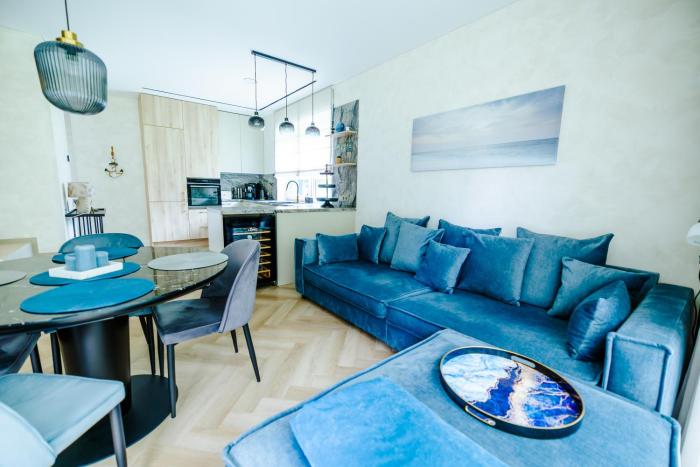 Kotedžas Nemirsetos parke