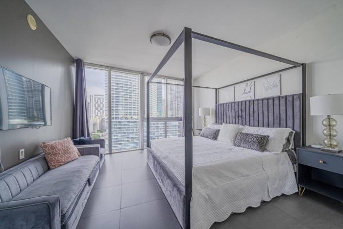 Stunning views - Icon Brickell