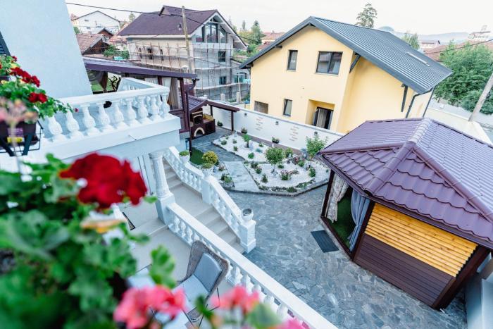 Central Apartments by Exclusive Villa - Apartamente Ultracentrale - Jacuzzi, Terasa, Gratar, Parcare